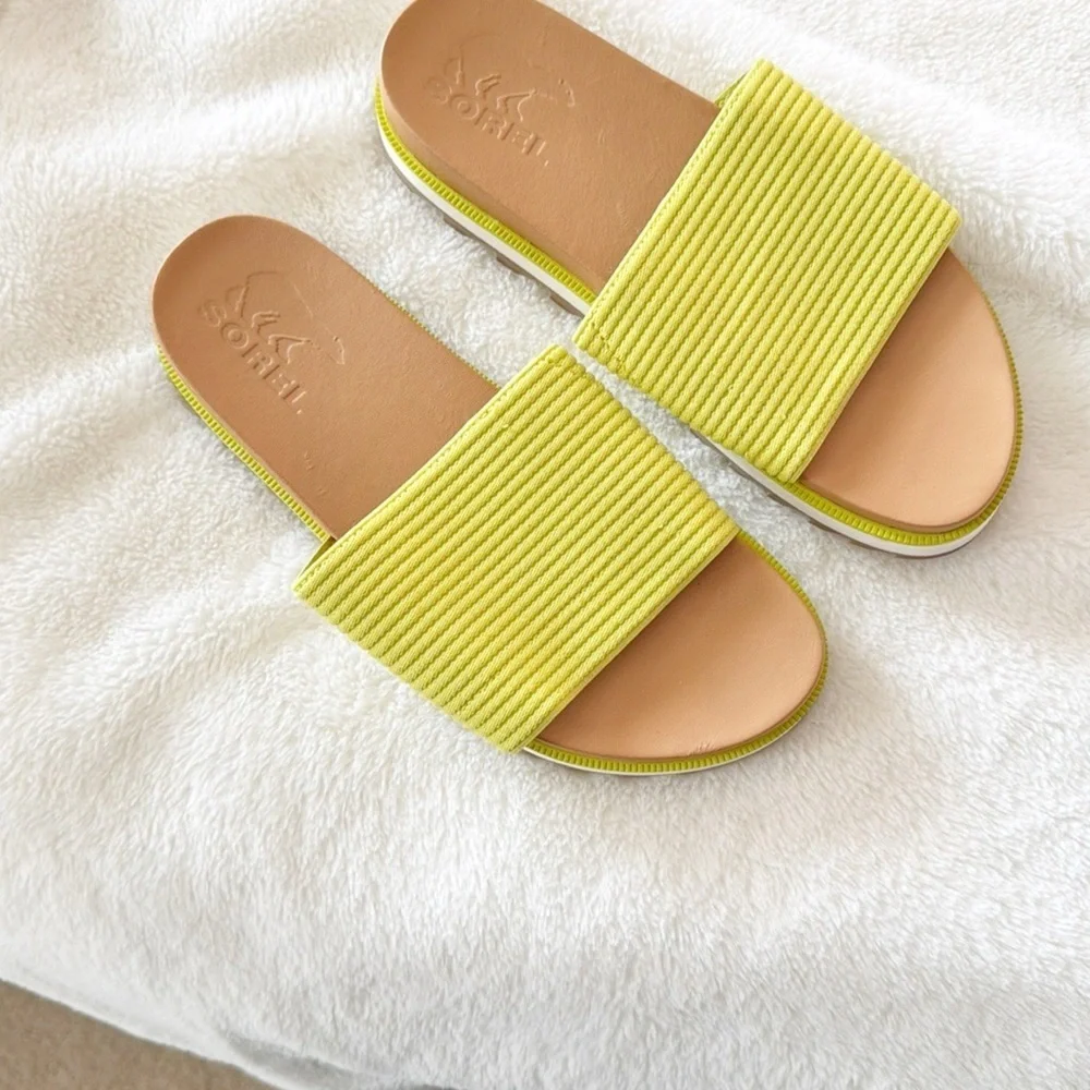 Sorel neon yellow Bolt, Gum, Roaming Easy Slide Sandals, Sizes 6.5
